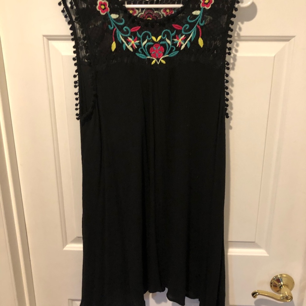 Altar'd State dress with embroidered flowers/poms